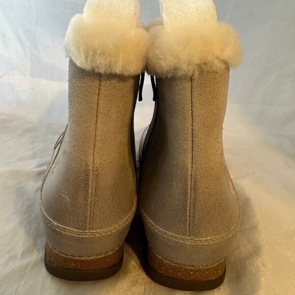 Dansko  Mitzy Stone Suede Bootie, Faux Fur Trim  Women Sizes   NIB - Picture 4 of 8